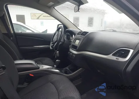 2016 Dodge Journey Sxt z USA, uszkodzony, nr VIN 3C4PDDBG8GT241791